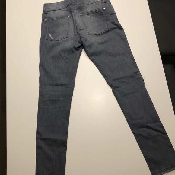 DL1961 - Picture 4 of 8